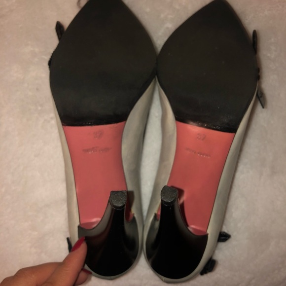 Prada Heels - Picture 8 of 8